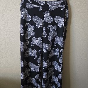 New York & Company Black and White Patterned Pants